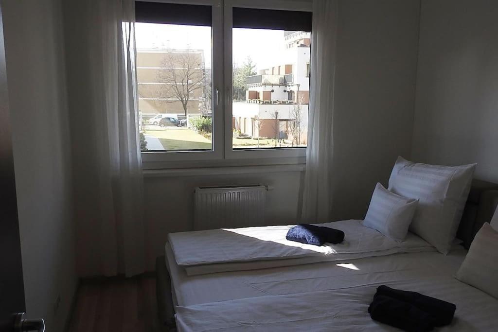 Lux Cordia Apartment With Free Parking Budapest Bagian luar foto