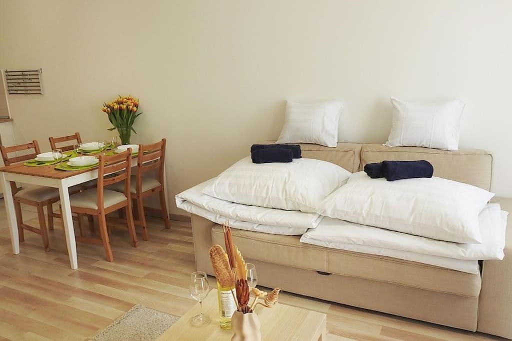 Lux Cordia Apartment With Free Parking Budapest Bagian luar foto