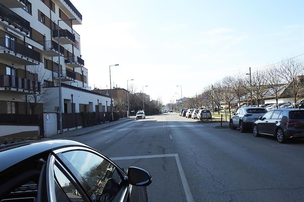 Lux Cordia Apartment With Free Parking Budapest Bagian luar foto