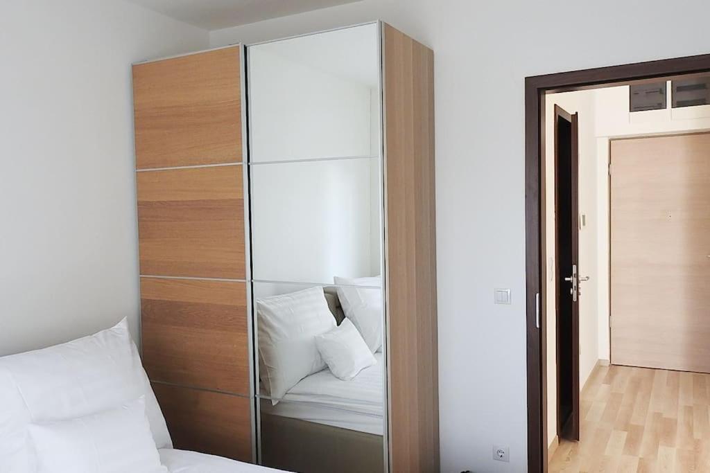 Lux Cordia Apartment With Free Parking Budapest Bagian luar foto